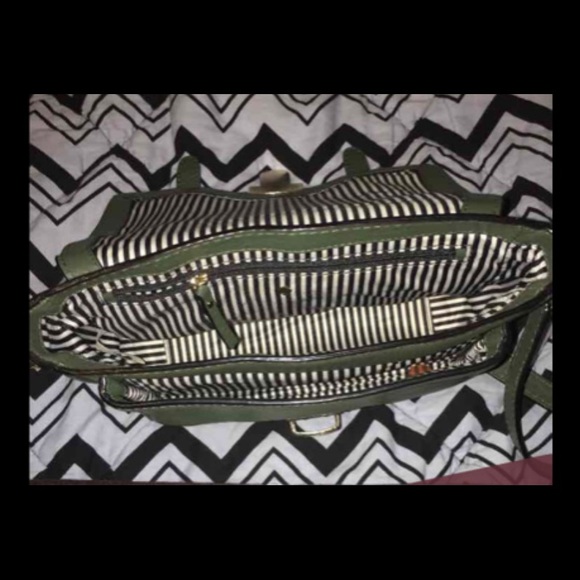 Kate Spade messenger bag - Picture 4 of 5